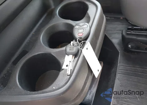 2024 Chevrolet Express Cargo Rwd 2500 Regular Wheelbase Wt from USA, damaged, VIN 1GCWGAF73R1194076